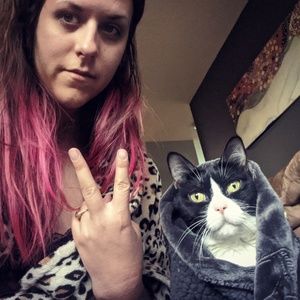 Meet your Posher, Kat